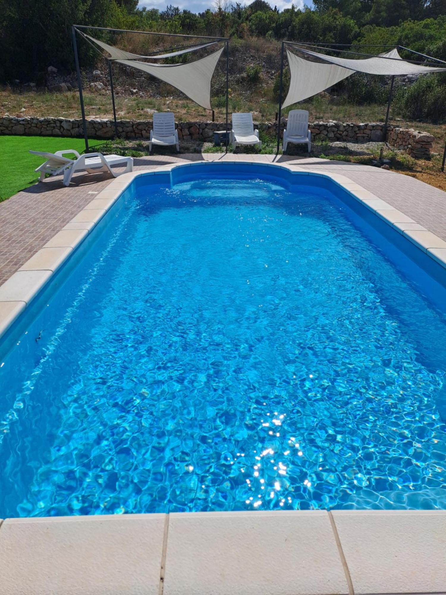 Вілла Nane Garden House With Heated Pool Mirca  Екстер'єр фото