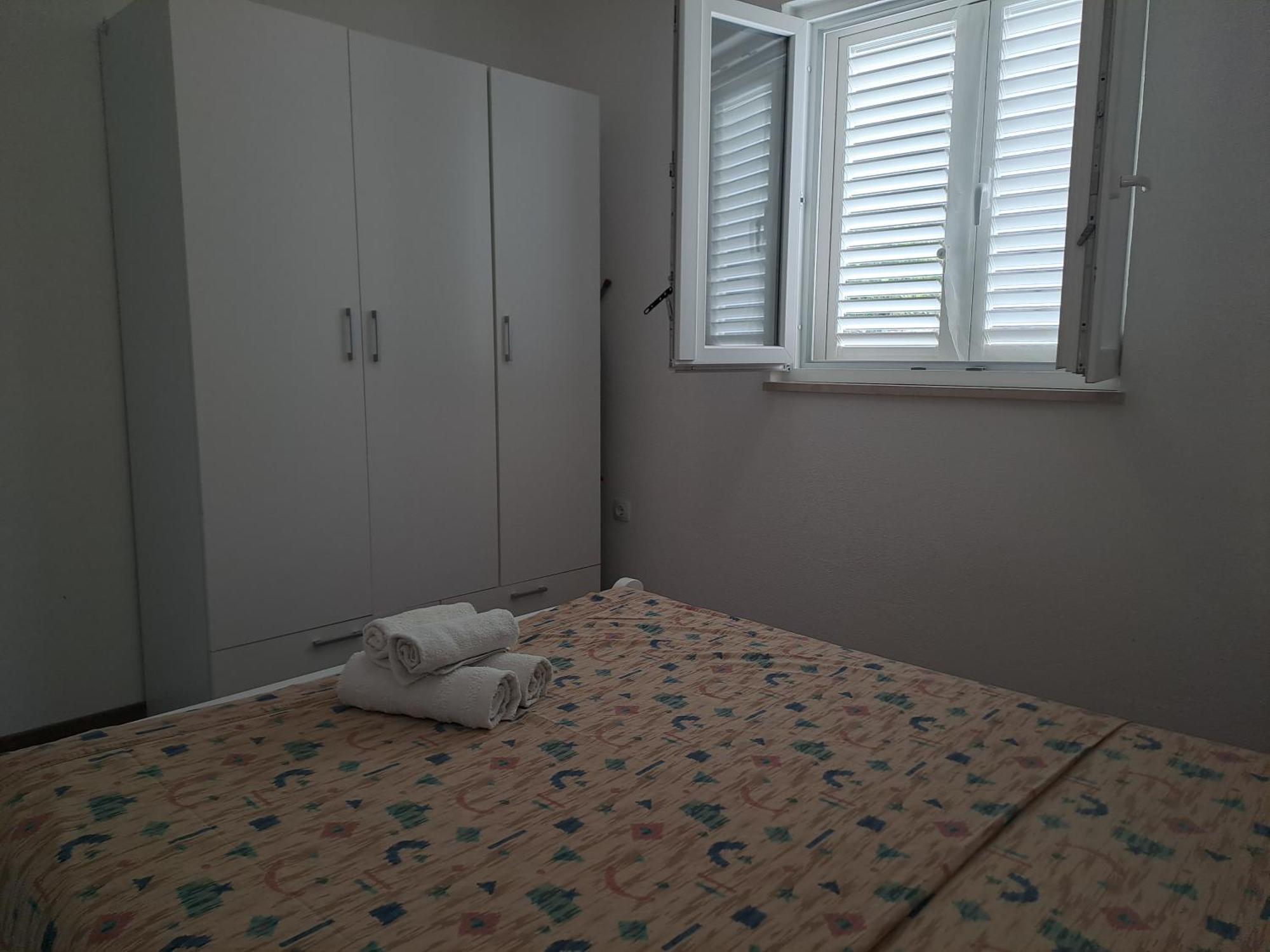 Вілла Nane Garden House With Heated Pool Mirca  Екстер'єр фото